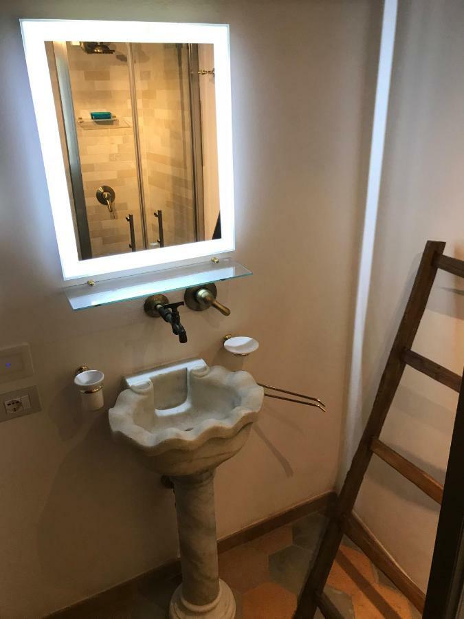 Apartamento La Casa Dei Marmi Roma Exterior foto